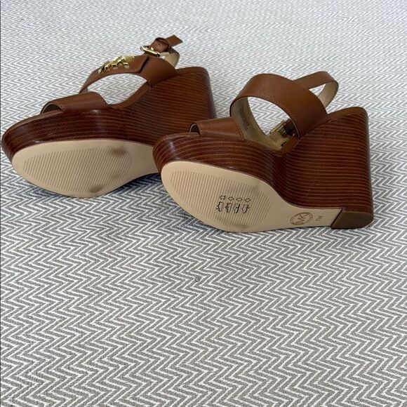 Michael Kors Brown Wedge Sandals Size 7 - Picture 5 of 5